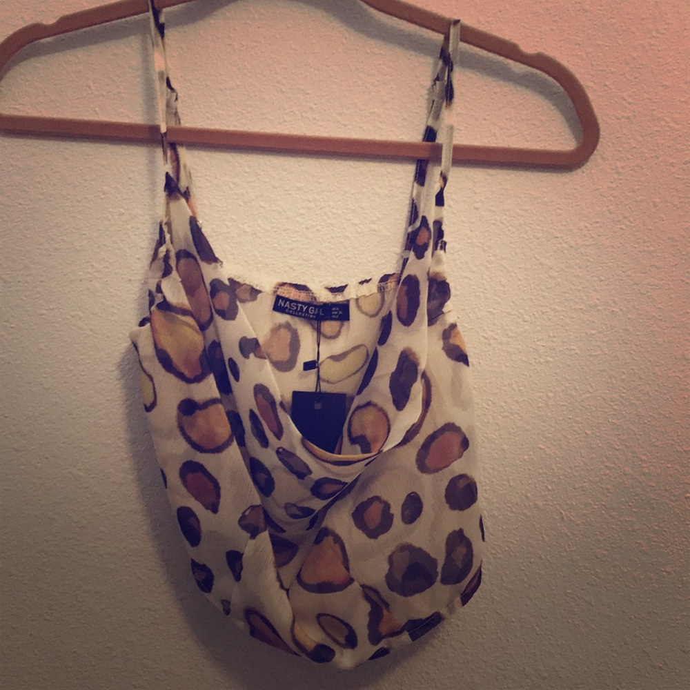 Cropped cowl neck leopard top